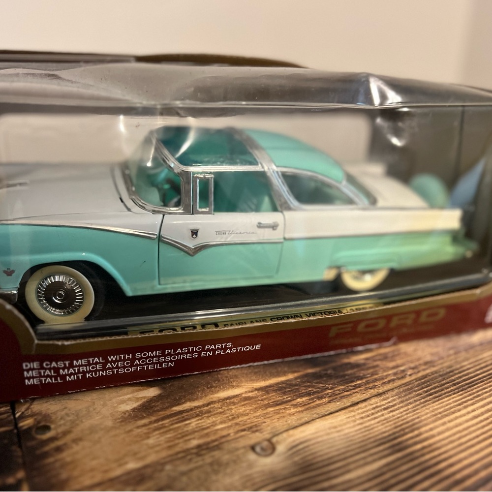 Old ford car .